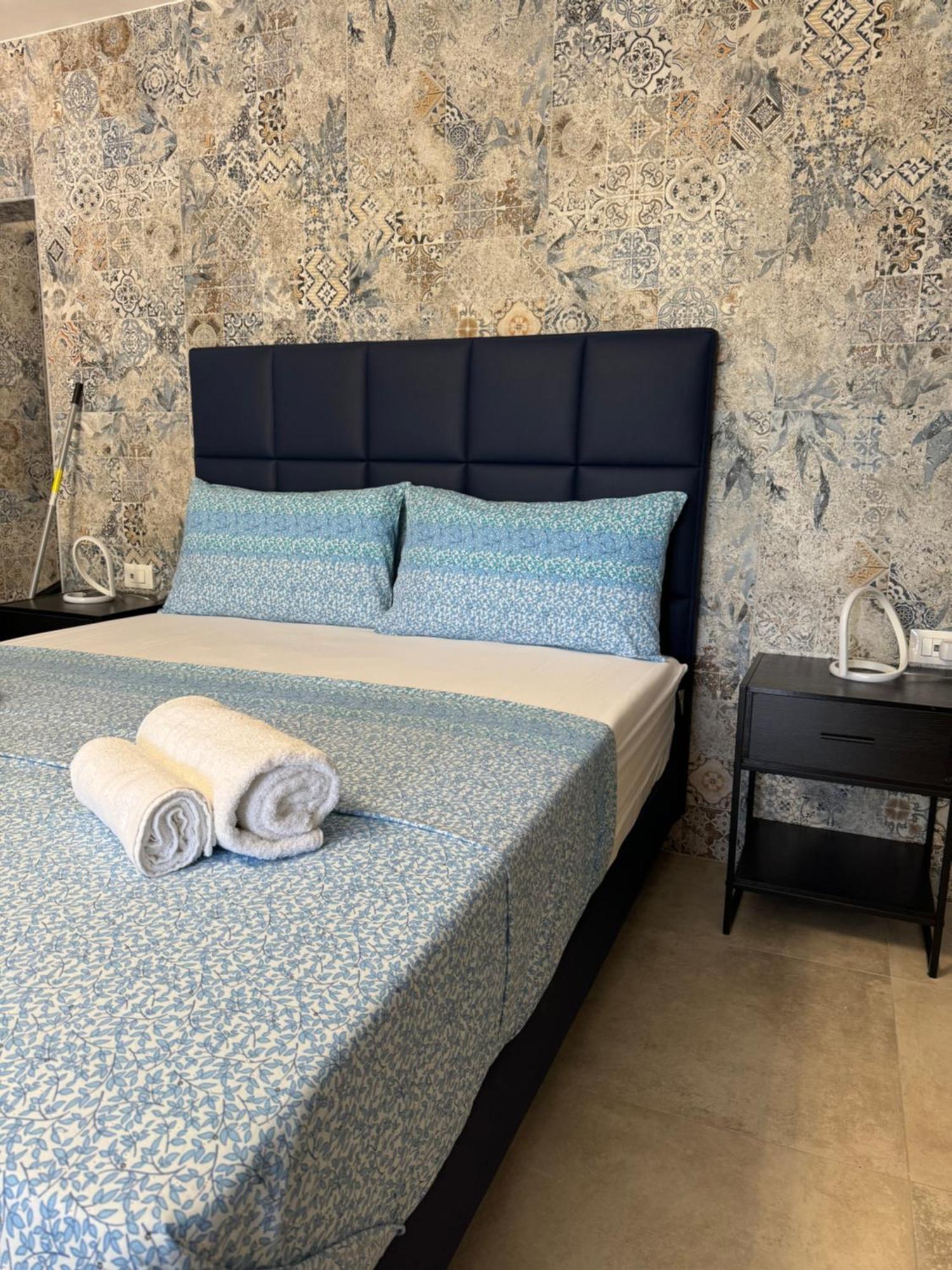 Edo House Anzio - Beachfront - Fronte Mare - Affittacamere Kültér fotó