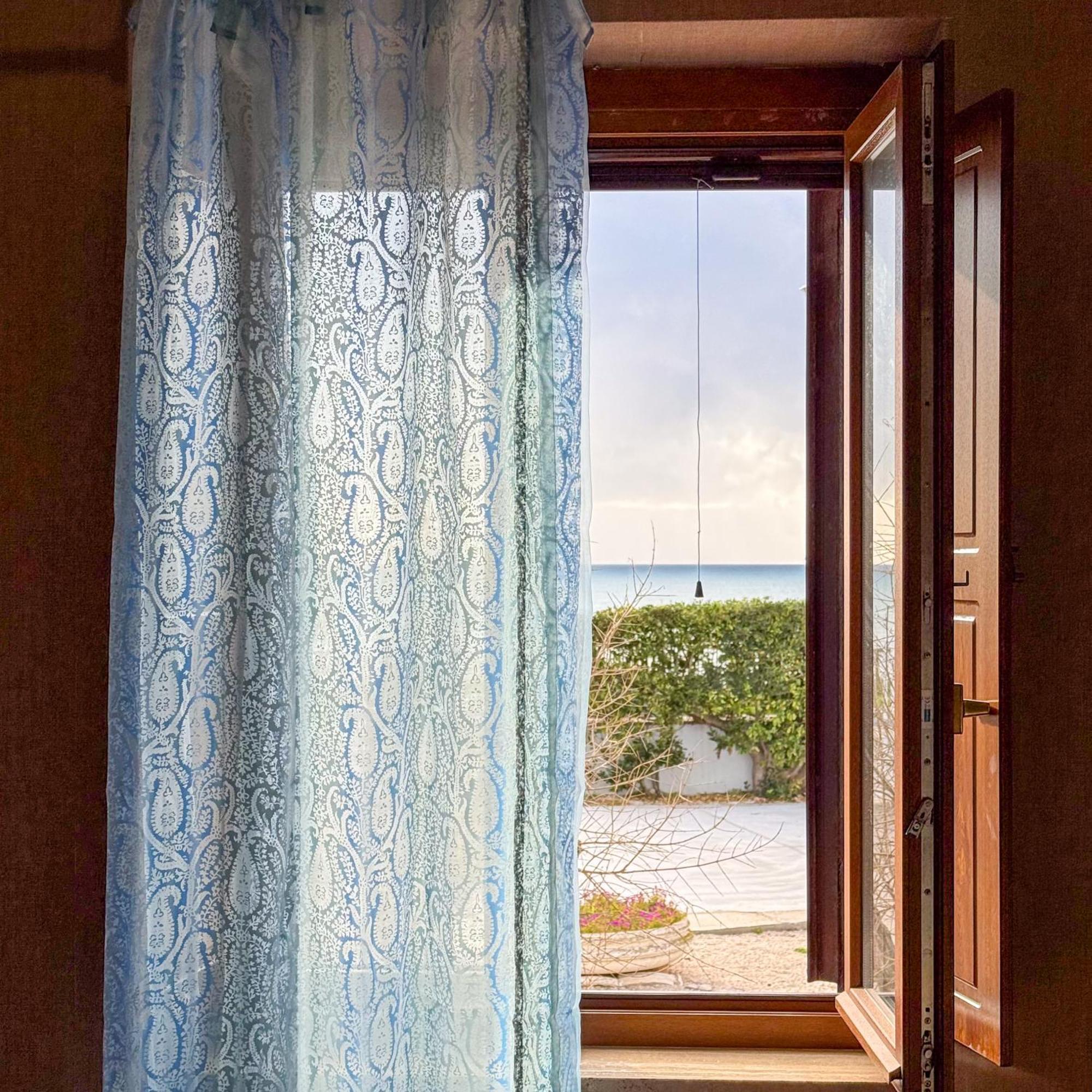 Edo House Anzio - Beachfront - Fronte Mare - Affittacamere Kültér fotó